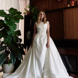 Celia Overskirt